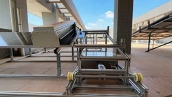 Robot limpiador automático de paneles solares