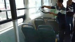 Limpiador de vapor a gas para limpieza de interiores de autobuses