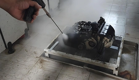 Limpieza de vapor de las culatas